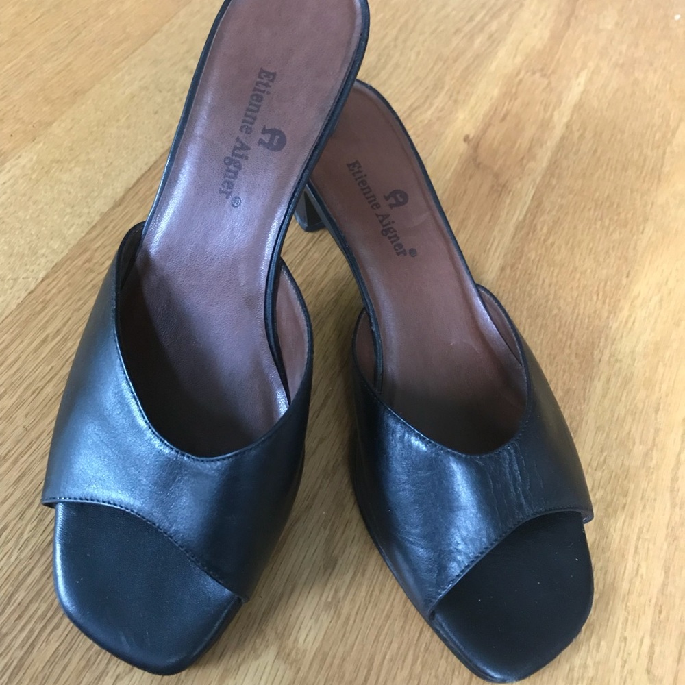 Eitenne Aigner Peep Toe Pumps